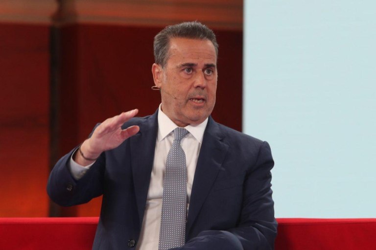 Παπασταύρου για GSI: «Η Ελληνική Δημοκρατία δεν εκβιάζει»