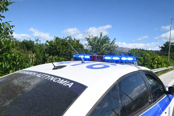 Θεσσαλονίκη: Σύλληψη 37χρονης – Έκανε ληστείες χρησιμοποιώντας σπρέι πιπεριού – Αναζητείται η συνεργός της