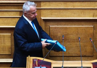 Κόντρα ΠΑΣΟΚ – Βορίδη για το σκάνδαλο του ΟΠΕΚΕΠΕ – «Η κυβέρνηση στόχευε να ροκανίσει τον χρόνο»