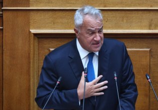 Κυβερνητικά στελέχη καταδικάζουν την επίθεση σε βάρος του Μάκη Βορίδη