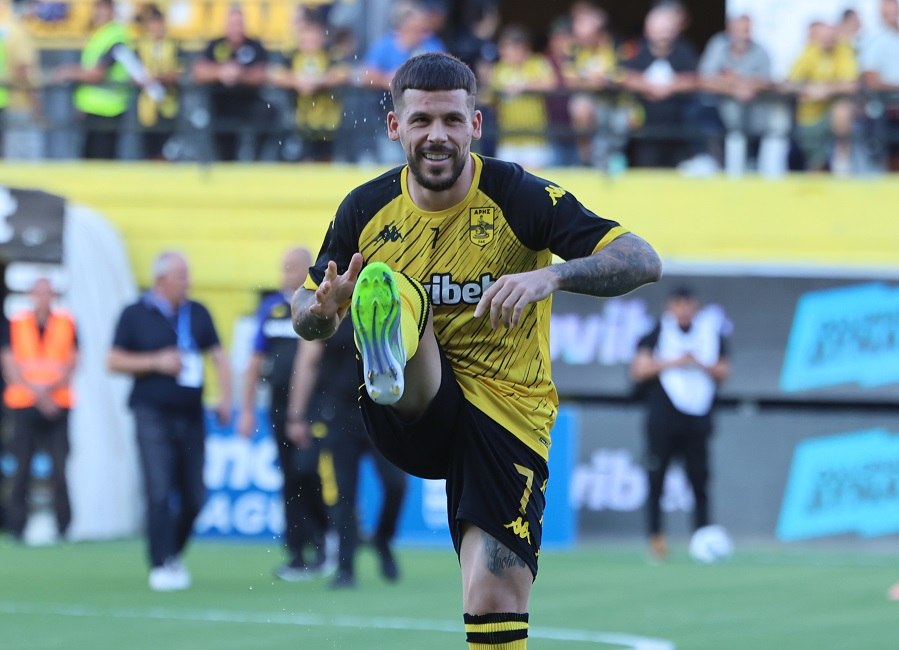 Άρης: Με Κάρλες Πέρεθ και Κώστα Γαλανόπουλο η αποστολή για τον Ολυμπιακό