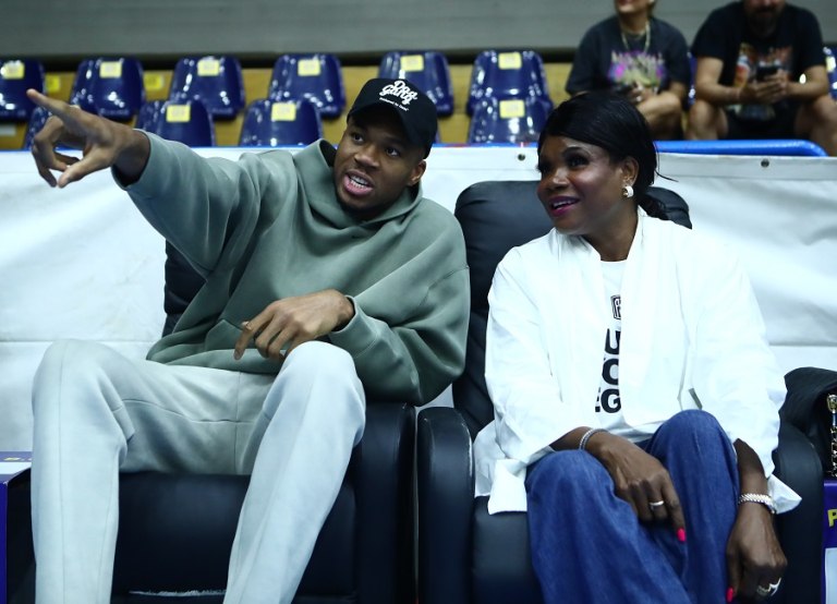 Στους 20 πιο ακριβοπληρωμένους αθλητές ο Γιάννης Αντετοκούνμπο σύμφωνα με το Forbes – Πρώτος ο Ρονάλντο