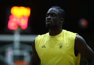 Στους Μιλγουόκι Μπακς και ο Άλεξ Αντετοκούνμπο (pic)