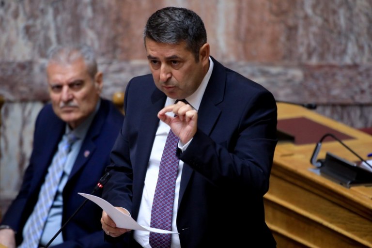 Έκθετο άφησε τον Μυλωνάκη ο Μπουκώρος – Η αναδίπλωση Μαξίμου στην κλήση του και το παρασκήνιο