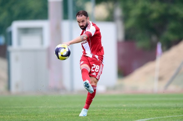 Σπουδαίο επίτευγμα από τον Βαλμπουενά: Έφτασε τα 800 ματς καριέρας (pic)