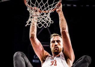 «Άλλη» ομάδα ο Ολυμπιακός με καλό Μιλουτίνοφ