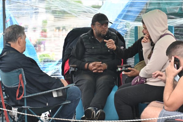 ΣΥΡΙΖΑ: Φέρουν ευθύνη για οποιαδήποτε δυσμενή εξέλιξη στην υγεία του Ρούτσι, όσοι καθυστερούν την αποδοχή του αιτήματός του