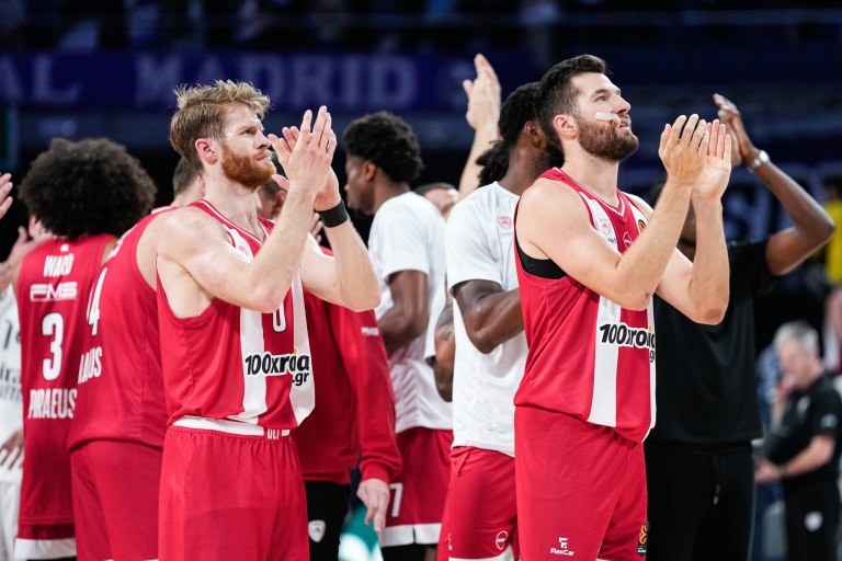 Πολύωρη καθυστέρηση στην επιστροφή του Ολυμπιακού από την Ισπανία