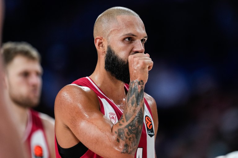 Η ανάρτηση του Φουρνιέ για τη μεγάλη νίκη του Ολυμπιακού στο Βελιγράδι (pic)