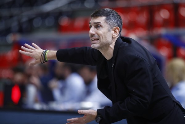 Βασίλης Ξανθόπουλος: Ο… kill Bill των φτωχών (vids+pics)