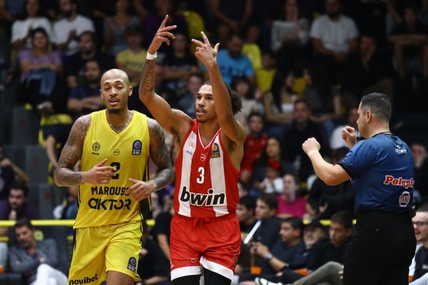 Γουόρντ: «Ανυπομονώ να παίξω για πρώτη φορά στο ΣΕΦ»