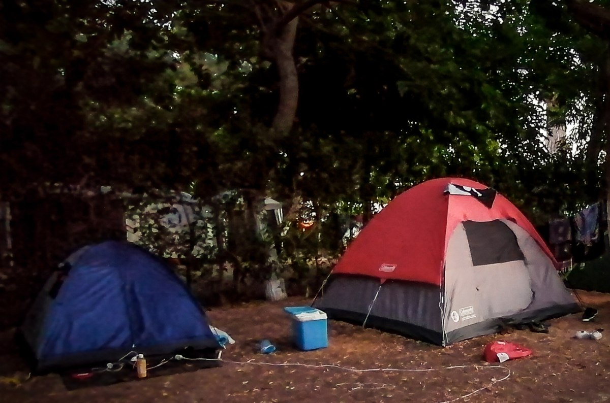 «Τους σκότωσε και έφυγε» – Τι συνέβη στο κάμπινγκ της Φοινικούντας