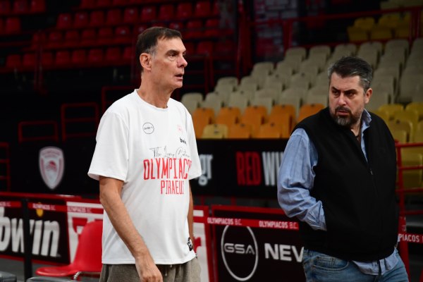 Μπαρτζώκας για Φουρνιέ: «Δύσκολα θα παίξει» – Τι είπε για τους πολλούς τραυματισμούς