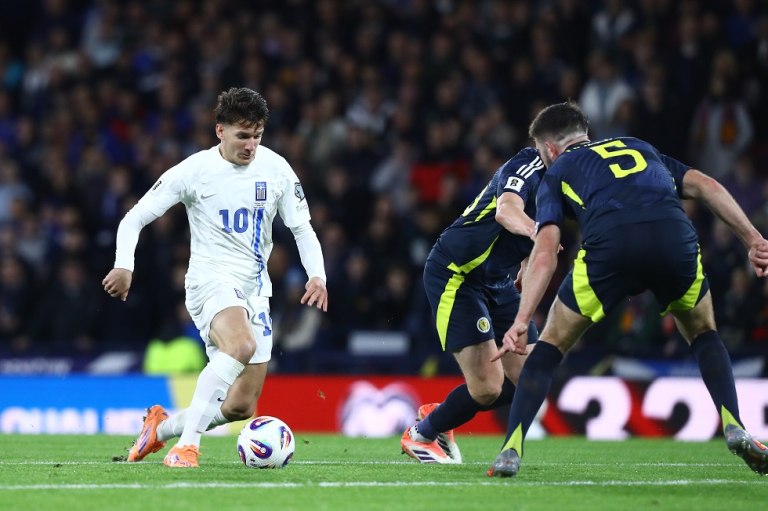 Σκωτσέζικα ΜΜΕ: «Τραγωδία για τους Έλληνες, μια… τέλεια ληστεία για τη Σκωτία» (pic)