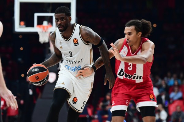 Μπέικον: «Ο Μαντζούκας ήθελε να παίξουμε ξύλο – Ο Παναθηναϊκός έκανε τα πάντα πρόβλημα…»