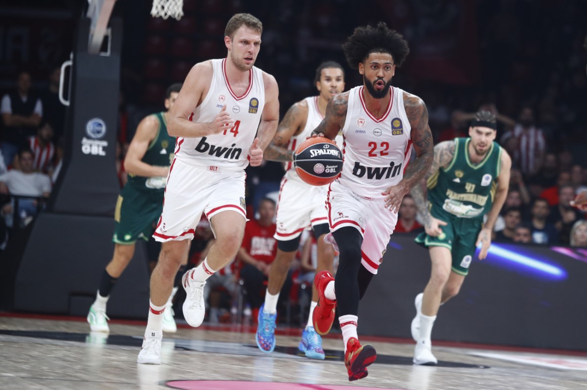 Ολυμπιακός – Παναθηναϊκός 90-86: Βεζένκοφ και Ντόρσεϊ «καθάρισαν» το πρώτο ντέρμπι (vids)