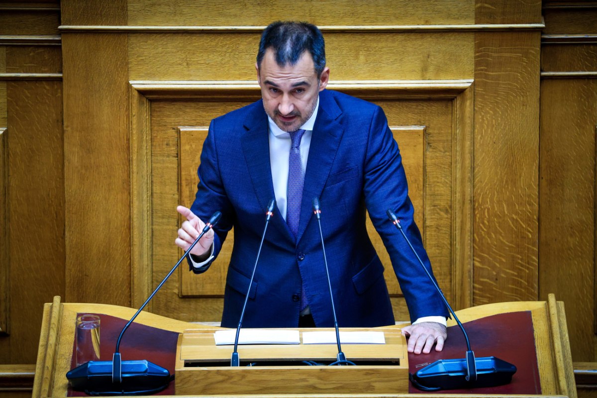 Χαρίτσης: Η χώρα έχει πληρώσει τεράστιο κόστος από εθνικιστικές ονειρώξεις – Να φύγει η κυβέρνησή σας