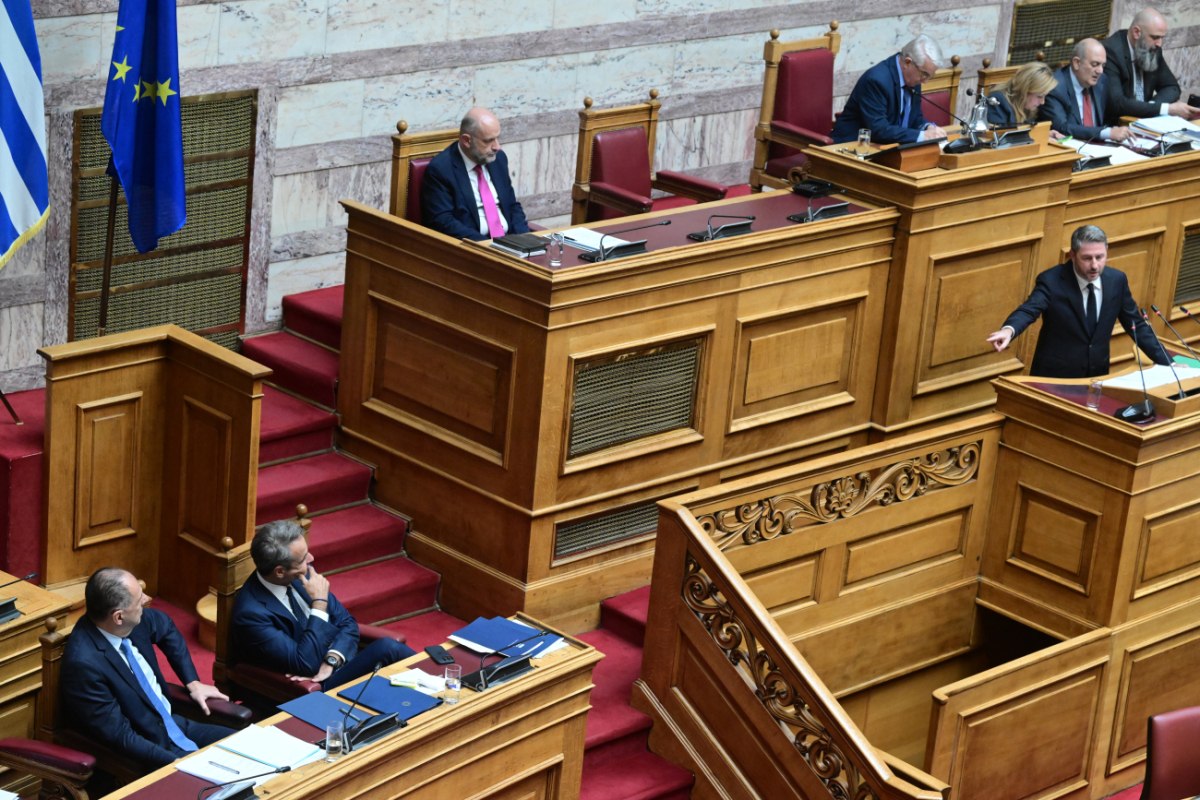 Ανδρουλάκης κατά Μητσοτάκη: Αποκαλυπτήρια πολιτικής υποκρισίας από τον πρωθυπουργό – Είναι πολιτικά αδίστακτος