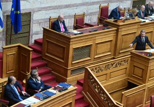 Ανδρουλάκης κατά Μητσοτάκη: Αποκαλυπτήρια πολιτικής υποκρισίας από τον πρωθυπουργό – Είναι πολιτικά αδίστακτος