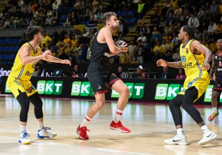 Το 14-1 στα τελευταία λεπτά έφερε την επική ανατροπή του Ολυμπιακού