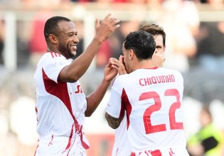 Ο Ολυμπιακός κάνει το 2-0 επί της ΑΕΛ, δεύτερο γκολ ο Ελ Κααμπί (vids)