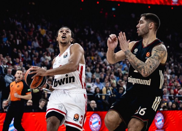 LIVE: Μπάγερν Μονάχου – Ολυμπιακός