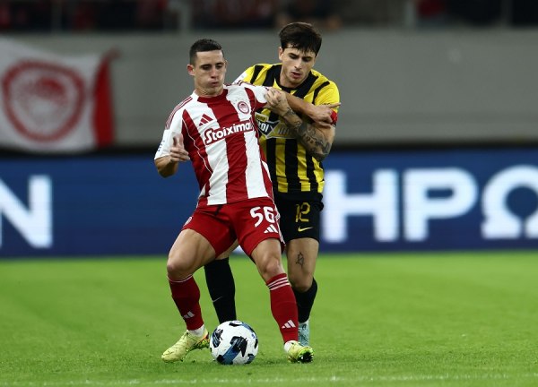 LIVE: Ολυμπιακός – ΑΕΚ