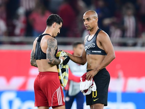 Η ανάρτηση του Τσικίνιο με τον Ζοάο Μάριο: «Αντίπαλοι στο γήπεδο, φίλοι έξω από αυτό» (pics)