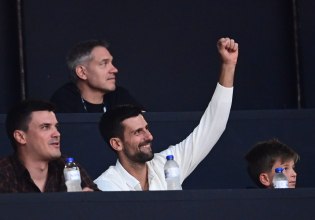 Στο ΣΕΦ ο Νόβακ Τζόκοβιτς – Αποθεώθηκε ο Σέρβος από τους οπαδούς του Ολυμπιακού (pics)