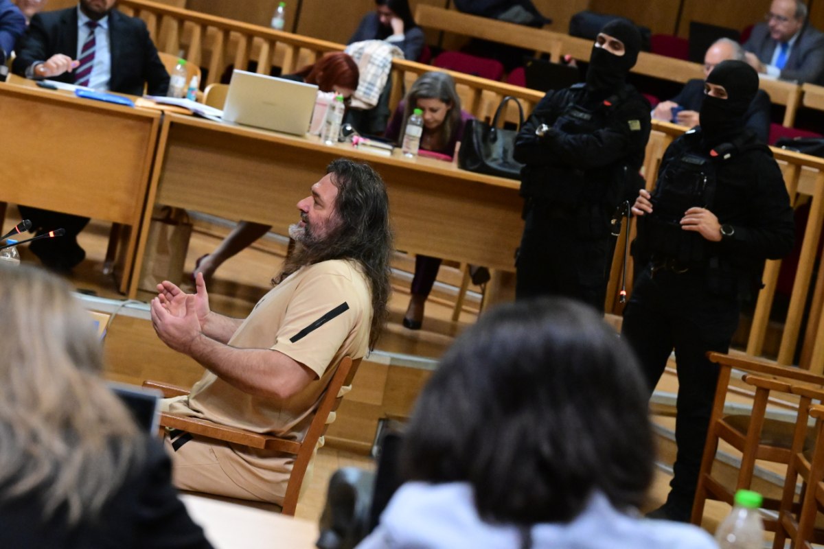 Δίκη Χρυσής Αυγής: Στις 12 Δεκεμβρίου η αγόρευση της εισαγγελέως