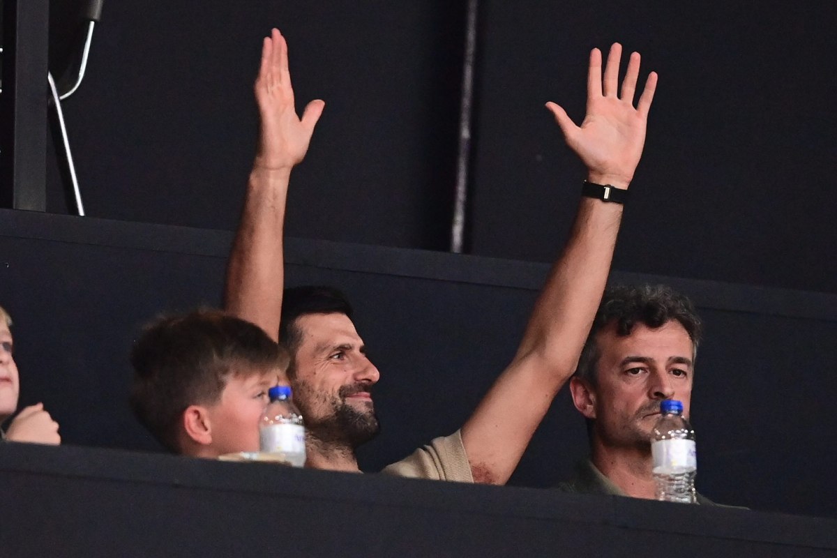 Νέα αποθέωση για Τζόκοβιτς στο ΣΕΦ από τους φιλάθλους, τραγούδησε ξανά σύνθημα του Ολυμπιακού