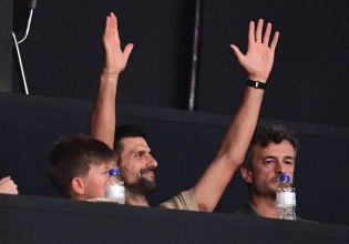 Νέα αποθέωση για Τζόκοβιτς στο ΣΕΦ από τους φιλάθλους, τραγούδησε ξανά σύνθημα του Ολυμπιακού