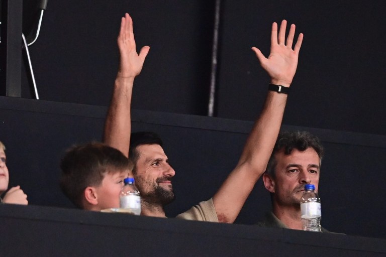 Νέα αποθέωση για Τζόκοβιτς στο ΣΕΦ από τους φιλάθλους, τραγούδησε ξανά σύνθημα του Ολυμπιακού