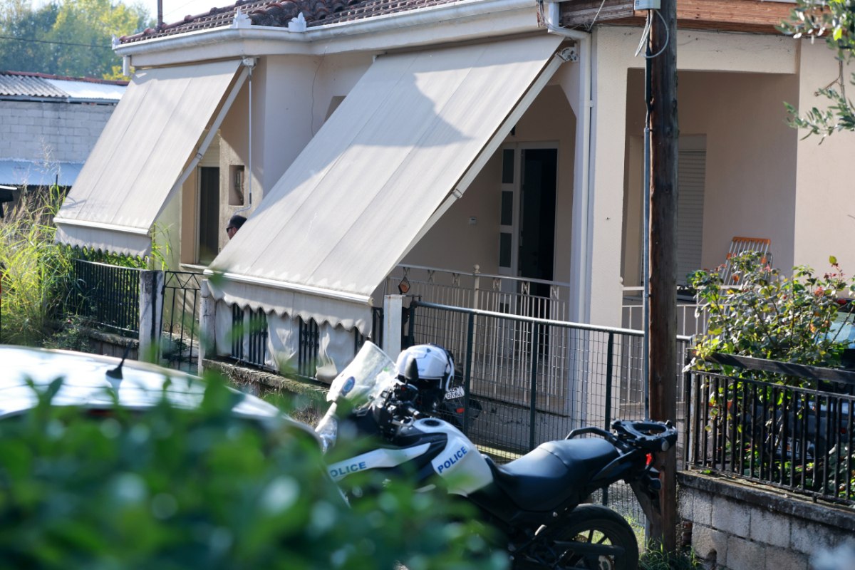 Τρίκαλα: Σοκ από τη μητροκτονία – «Ήταν μία αξιοπρεπέστατη μητέρα που πάσχιζε για τα παιδιά της»