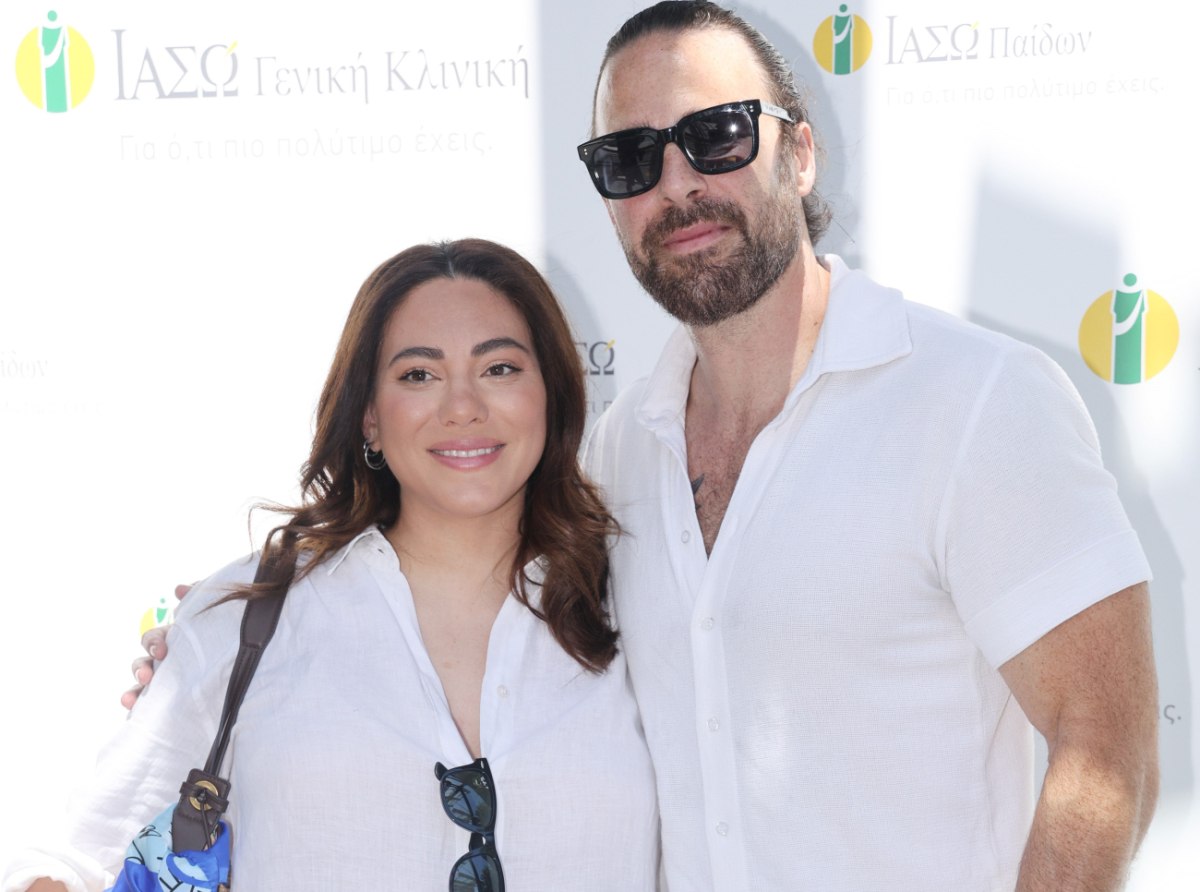 Ευρυδίκη Βαλαβάνη: «Πέρασα μια ελαφριάς μορφής επιλόχειο κατάθλιψη, τις πρώτες μέρες έκλαιγα»