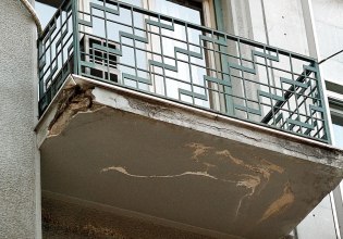 Κτίρια: Γιατί τα μπαλκόνια πέφτουν και χωρίς σεισμό