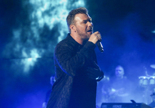 O Γιώργος Σαμπάνης έβαλε την Αθήνα στον ρυθμό του στο κατάμεστο Κατράκειο