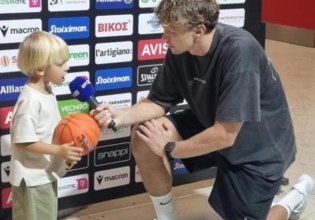 Τρομερή στιγμή: Ο γιος του Κουζμίνσκας πήρε… συνέντευξη από τον πατέρα του (vid)