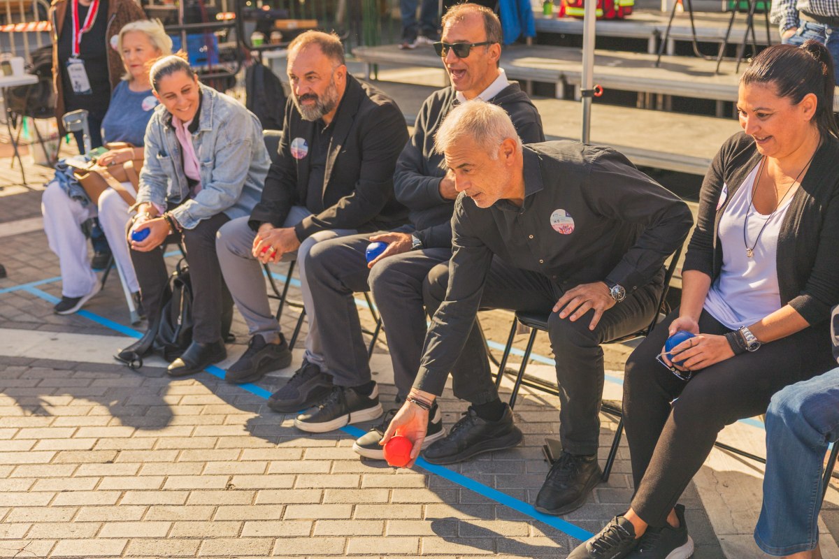 Γιορτή συμπερίληψης και αθλητισμού στην πλατεία Κοραή