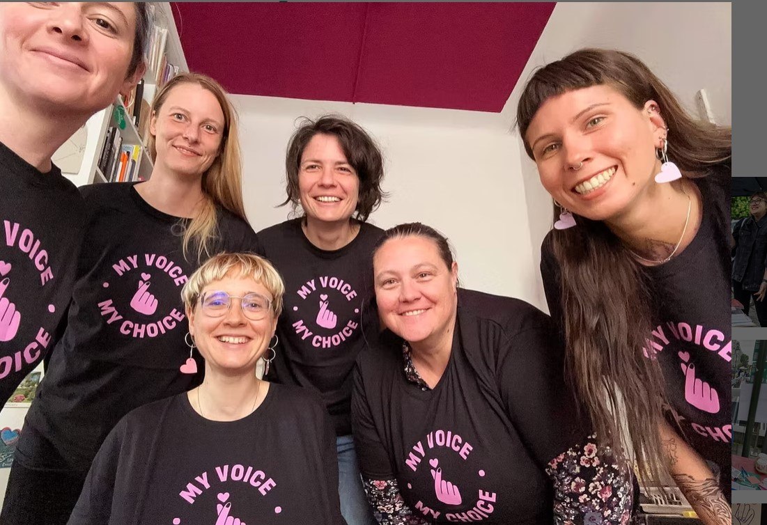 «Θα μείνουμε εδώ όσο χρειαστεί»