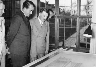 Άλμπερτ Σπέερ: Η διπλή ζωή του «καλού» Ναζί που γλίτωσε την αγχόνη