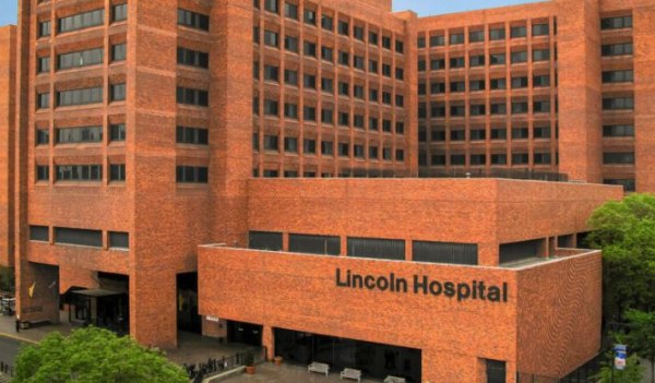 Νέα Υόρκη: Μια μητέρα ξυλοκοπήθηκε μέχρι θανάτου από την διπλανή της σε θάλαμο νοσοκομείου