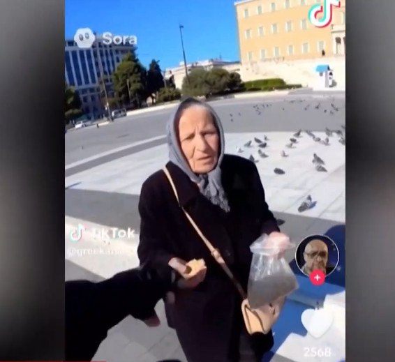 Γέμισε το TikTok με ψεύτικα βίντεο που δείχνουν ηλικιωμένους να «συλλαμβάνονται» από την ΕΛ.ΑΣ.