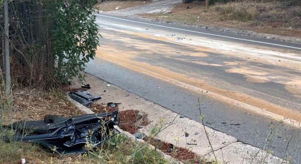 Αφίδνες: Πώς έγινε το τροχαίο με τους δύο νεκρούς – Στο νοσοκομείο οι 4 τραυματίες