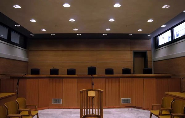 Οριστικό τέλος στη δικαστική διαμάχη Κούστα – Γιαννικοπούλου – Οι αξιώσεις που παύουν και η ανακοίνωση των δύο πλευρών