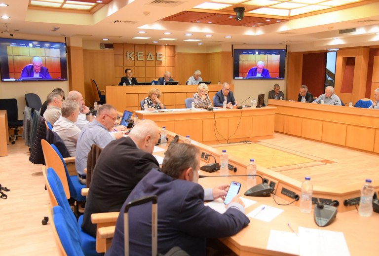 Με οφέλη για τους Δήμους η συνάντηση της ΚΕΔΕ με την ηγεσία του Υπουργείου Οικονομικών