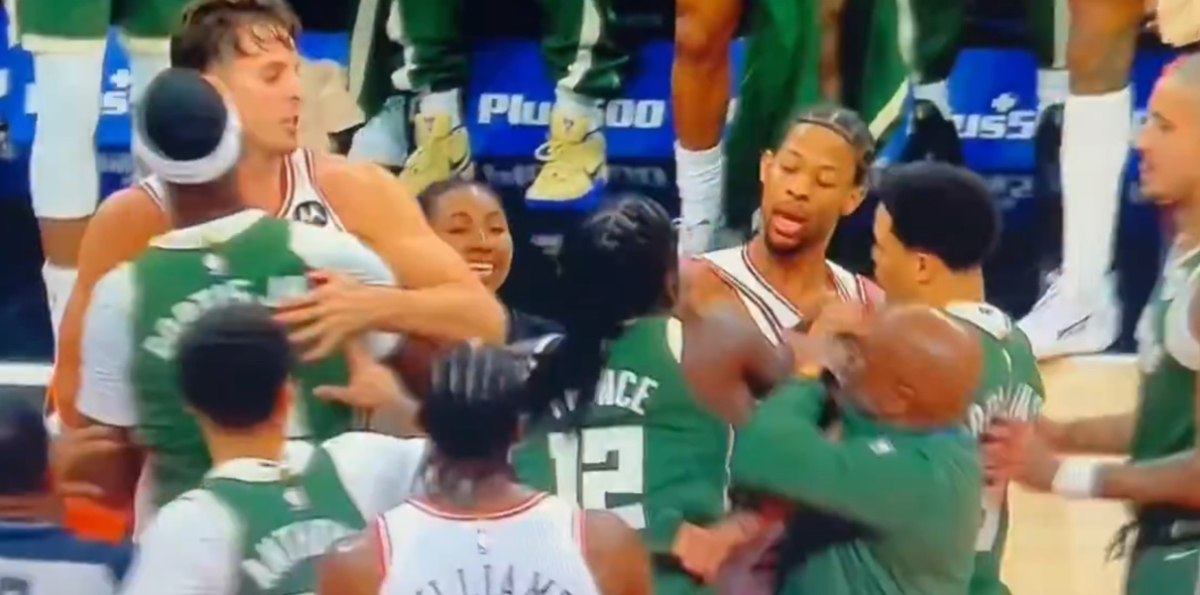 «Άναψαν» τα αίματα στο Μπουλς – Μπακς με τους Τέρι και Πρινς – Η αντίδραση του Αντετοκούνμπο (vid)