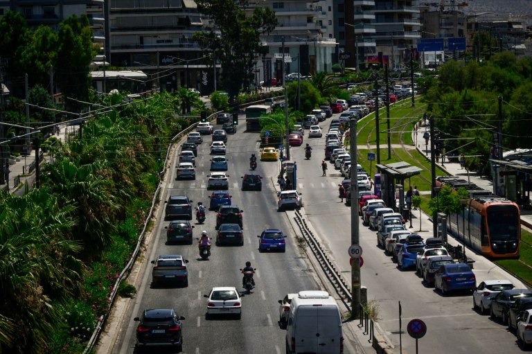 Αυστηροποιούντοι οι κανόνες για τις άδειες οδήγησης στην ΕΕ – Διασυνοριακή επιβολή κυρώσεων