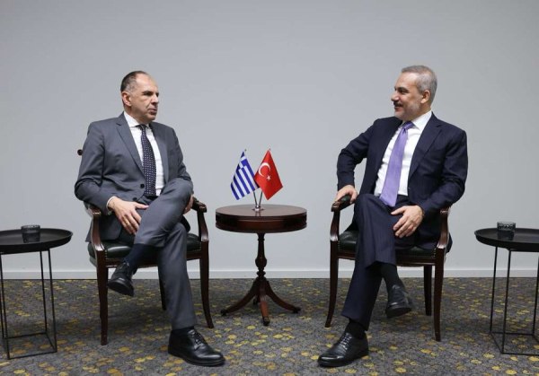 Γεραπετρίτης – Φιντάν συζήτησαν SAFE, θαλάσσιες ζώνες και πενταμερή για την Ανατολική Μεσόγειο