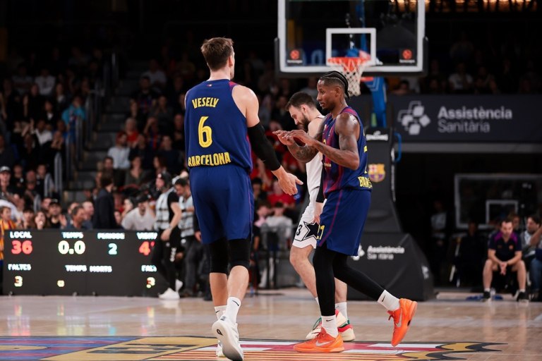 Νίκη με ανατροπή για την Μπαρτσελόνα (74-72) – Έκανε «σεφτέ» η Μπασκόνια (92-85)